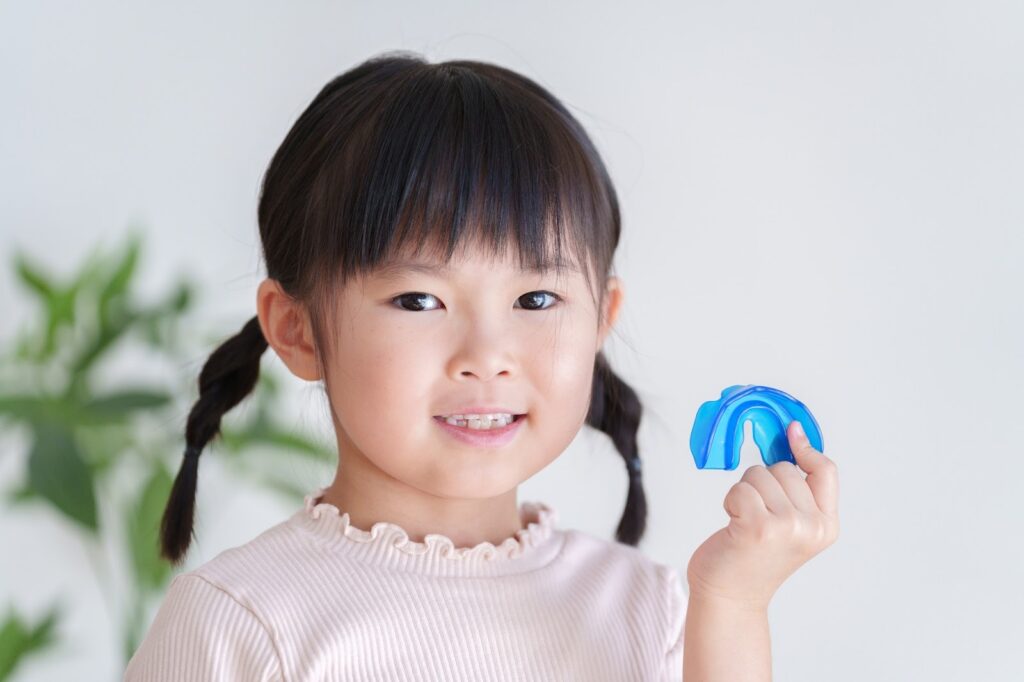 供の顎が小さいのは遺伝？顎が成長しない原因